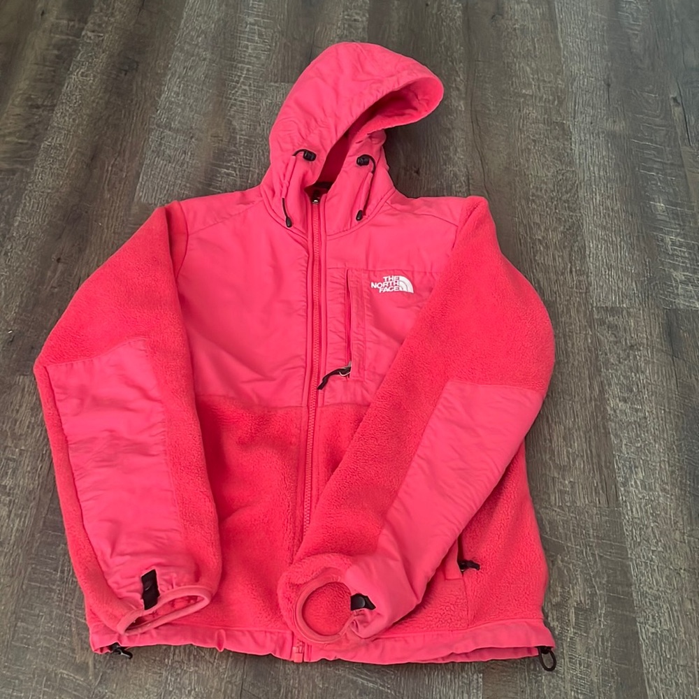 The North Face women’s Denali hooded jacket